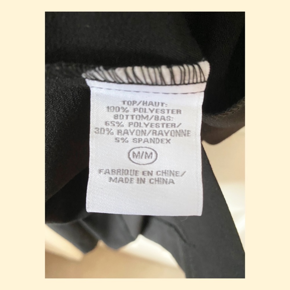 🔴NWT🔴 Suzy Shier Dress - Picture 5 of 5